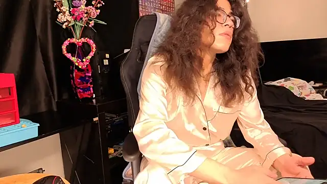 ShinyCherub online show from March 13, 12:16 am