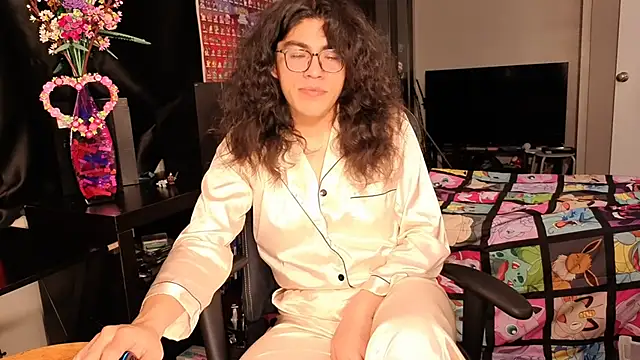 ShinyCherub online show from March 19, 5:19 am