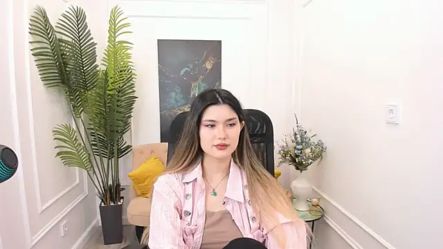 Snapshot of AnneTLi chatting on January 18, 3:21 am AnneTLi online show from January 18, 3:21 am