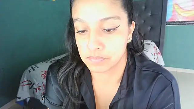 almaswan1 online show from October 29, 5:04 pm