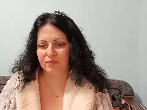 Snapshot of Lillian2 chatting on January 16, 12:45 am Lillian2 online show from January 16, 12:45 am