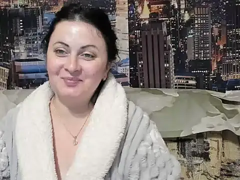 Snapshot of Lillian2 chatting on January 18, 8:09 pm Lillian2 online show from January 18, 8:09 pm