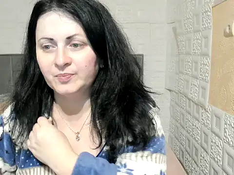 Snapshot of Lillian2 chatting on March 10, 12:04 pm Lillian2 online show from March 10, 12:04 pm