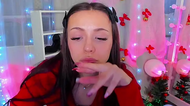 Snapshot of MipsyMipson chatting on December 12, 3:48 pm MipsyMipson online show from December 12, 3:48 pm