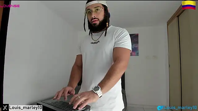 Louis marley   online show from December 2, 2:12 pm