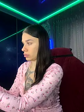 Queen of pain online show from November 26, 6:03 am