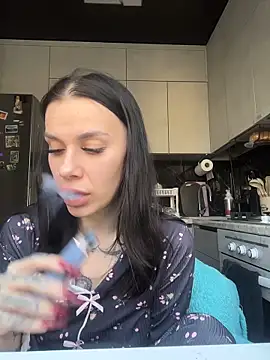 Queen of pain online show from March 12, 6:41 am