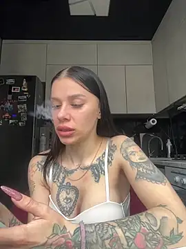 Queen of pain online show from March 26, 6:30 am