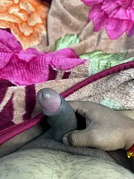 Snapshot of Honeydick7 chatting on February 24, 5:55 pm Honeydick7 online show from February 24, 5:55 pm