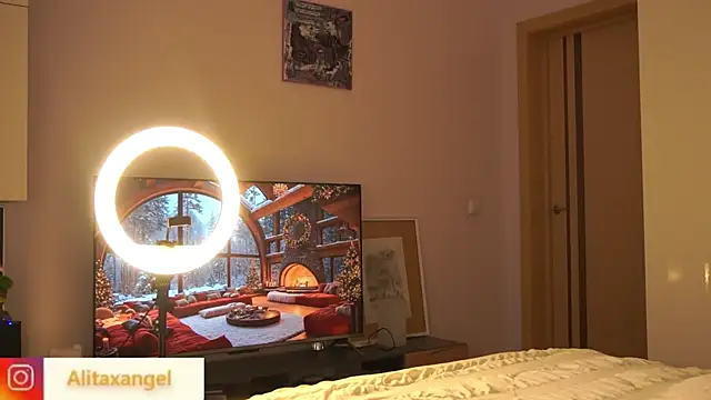 AlitaXAngelic online show from December 17, 8:21 pm