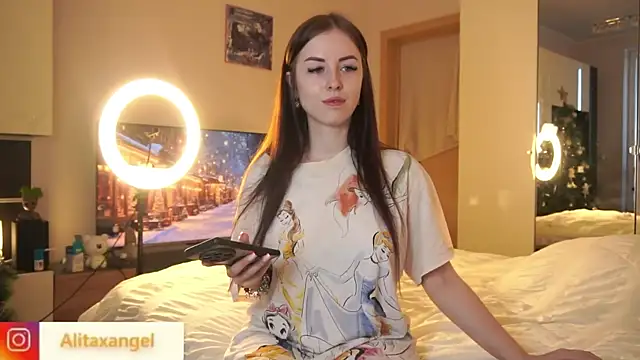 AlitaXAngelic online show from January 5, 11:04 am