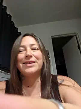 angelbaby1998 online show from March 22, 6:43 am