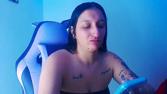 liz dirty online show from January 11, 10:04 pm