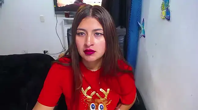 Snapshot of Yunhot_ chatting on December 16, 11:39 pm Yunhot  online show from December 16, 11:39 pm