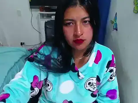 Snapshot of Yunhot_ chatting on February 13, 12:00 pm Yunhot  online show from February 13, 12:00 pm