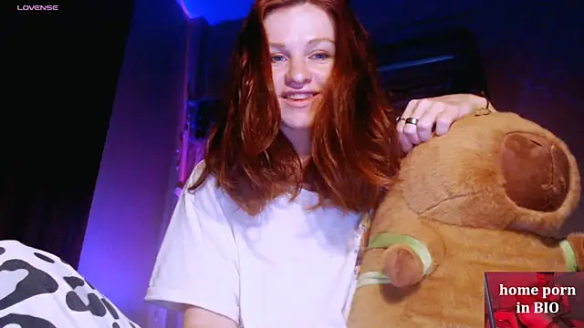Snapshot of Cassie_Wild chatting on February 21, 1:44 pm Cassie Wild online show from February 21, 1:44 pm