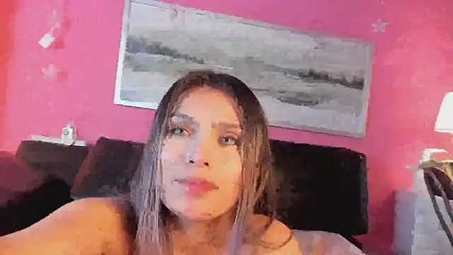 Snapshot of Tiffanysurez_ chatting on January 28, 7:10 pm Tiffanysurez online show from January 28, 7:10 pm