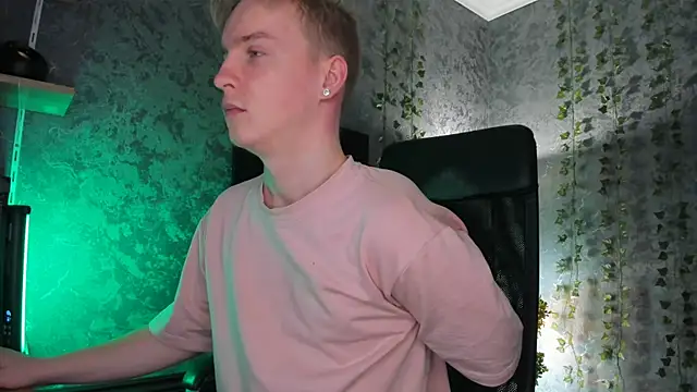 AlexxSweet online show from November 22, 6:56 am