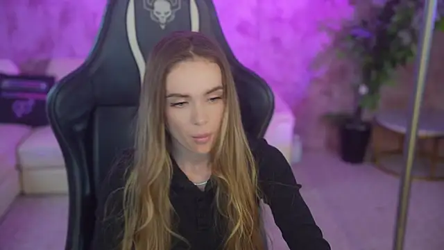 Anabelka054 online show from December 15, 11:36 am