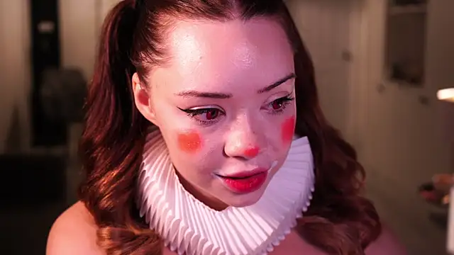 VixenMia online show from November 1, 2:57 am