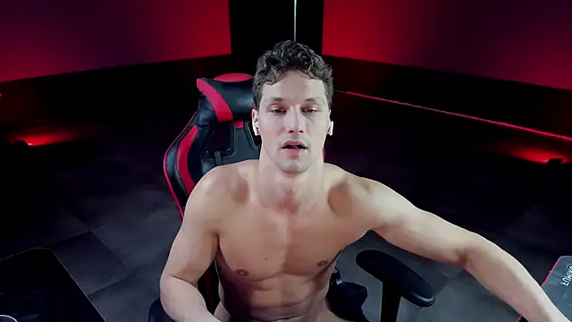 dirty-boss online show from February 6, 10:00 pm