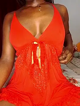 Snapshot of NicRaisaa chatting on October 10, 4:55 am NicRaisaa online show from October 10, 4:55 am