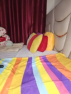 NicRaisaa online show from July 1, 4:36 am