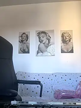 Ladykaos online show from February 22, 1:09 pm