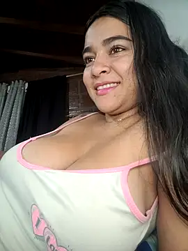 Snapshot of alison_villalobo chatting on April 27, 1:58 am alison villalobo online show from April 27, 1:58 am