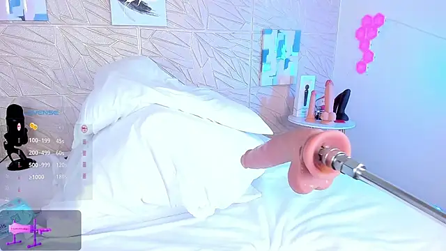 miss lori  online show from December 21, 8:21 pm