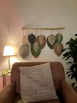 Snapshot of Im_Valentina chatting on November 13, 11:36 pm Im Valentina online show from November 13, 11:36 pm