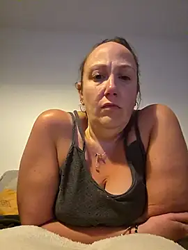 Wisie Cutie online show from May 6, 10:04 pm