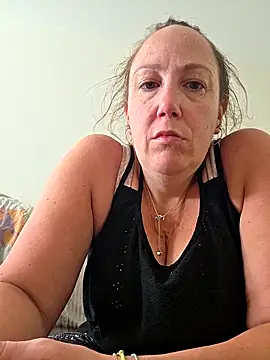 Wisie Cutie online show from May 8, 12:10 pm