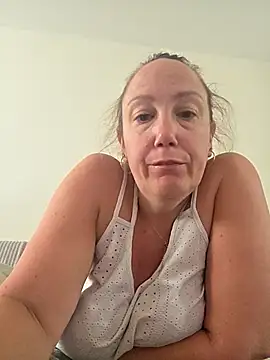 Wisie Cutie online show from May 10, 12:21 pm