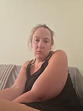 Wisie Cutie online show from May 21, 3:41 pm