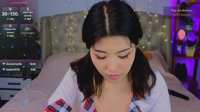 Snapshot of Wendy__Hills chatting on December 16, 3:54 pm Wendy Hills online show from December 16, 3:54 pm