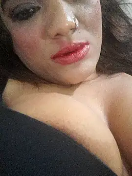 Indianpleasure300 online show from December 14, 9:51 am