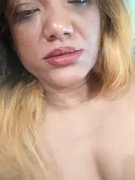 Indianpleasure300 online show from March 8, 8:12 pm