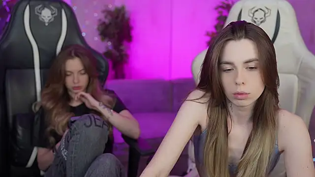 Snapshot of Kisasolo chatting on February 22, 6:17 am Kisasolo online show from February 22, 6:17 am