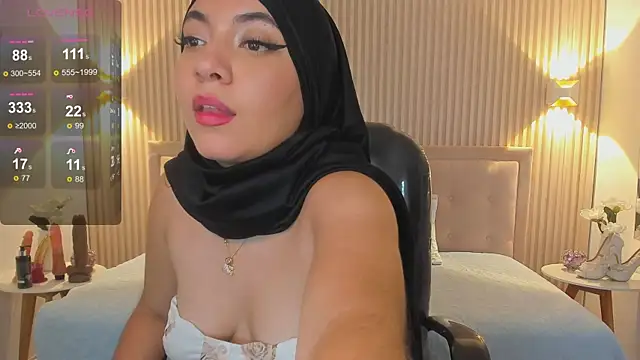 Snapshot of Sooffii_1 chatting on February 8, 2:26 am Sooffii 1 online show from February 8, 2:26 am