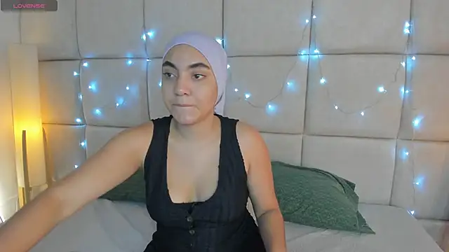 Sooffii 1 online show from January 7, 2:03 am