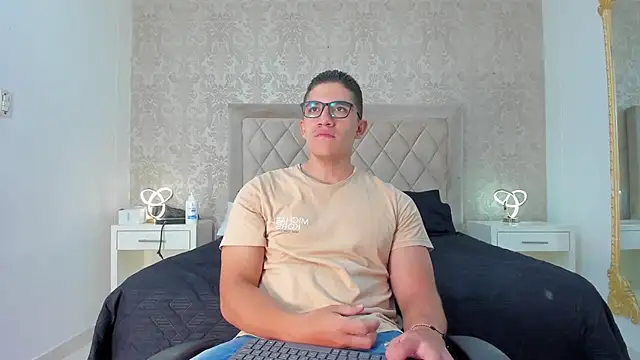 Snapshot of JeffDaltton chatting on February 1, 11:54 am JeffDaltton online show from February 1, 11:54 am