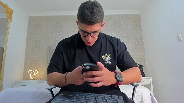 Snapshot of JeffDaltton chatting on February 8, 10:07 am JeffDaltton online show from February 8, 10:07 am