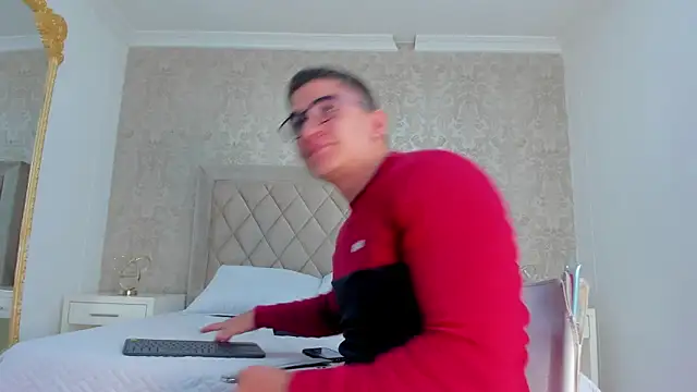 Snapshot of JeffDaltton chatting on February 11, 4:56 pm JeffDaltton online show from February 11, 4:56 pm