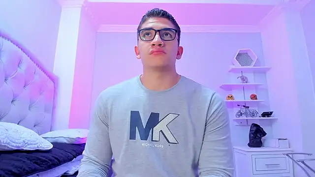 Snapshot of JeffDaltton chatting on February 20, 12:04 pm JeffDaltton online show from February 20, 12:04 pm