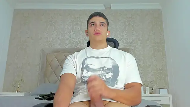 Snapshot of JeffDaltton chatting on March 3, 2:37 pm JeffDaltton online show from March 3, 2:37 pm