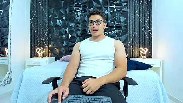 Snapshot of JeffDaltton chatting on September 18, 3:58 pm JeffDaltton online show from September 18, 3:58 pm