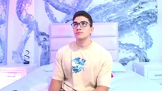 Snapshot of JeffDaltton chatting on September 19, 8:09 pm JeffDaltton online show from September 19, 8:09 pm