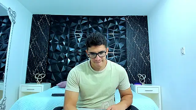 Snapshot of JeffDaltton chatting on September 23, 12:41 pm JeffDaltton online show from September 23, 12:41 pm