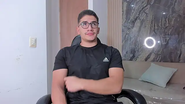 Snapshot of JeffDaltton chatting on October 4, 8:40 pm JeffDaltton online show from October 4, 8:40 pm